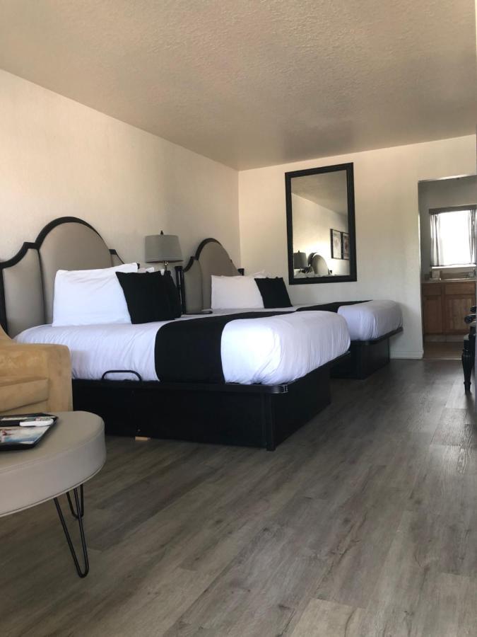 Holiday Isles Resort Мадейра-Бич Экстерьер фото