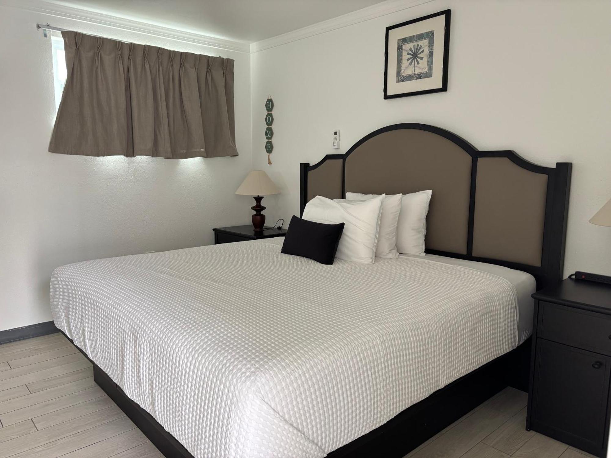 Holiday Isles Resort Мадейра-Бич Экстерьер фото